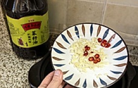 砂锅土豆粉怎么做