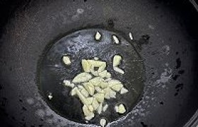 西红柿鸡蛋疙瘩汤怎么做