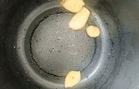清炖鸭腿怎么做