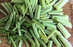 芹菜炒香干怎么做