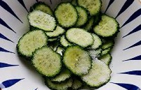 盐渍瓜片香辣蛋怎么做