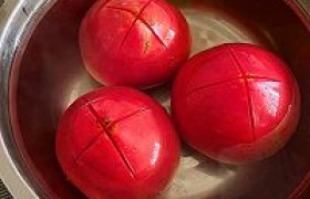 西红柿炒鸡蛋怎么做