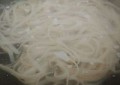 香辣豉肉叮河粉怎么做