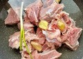 南瓜炖牛肉怎么做