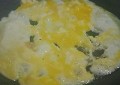 香辣豆蒜丝瓜蛋怎么做